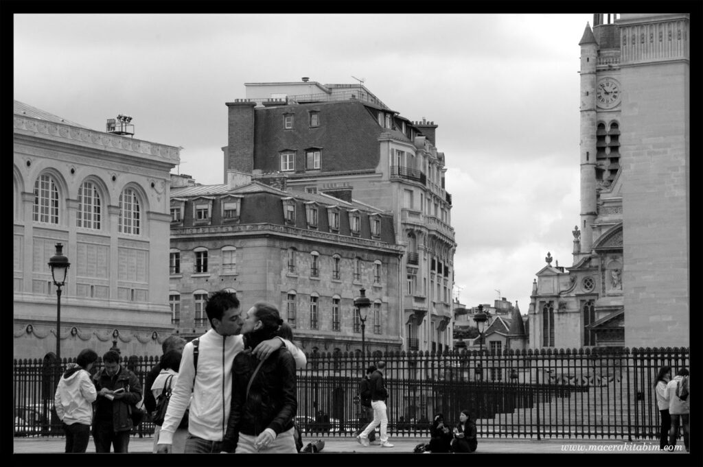 Paris Mon Amour