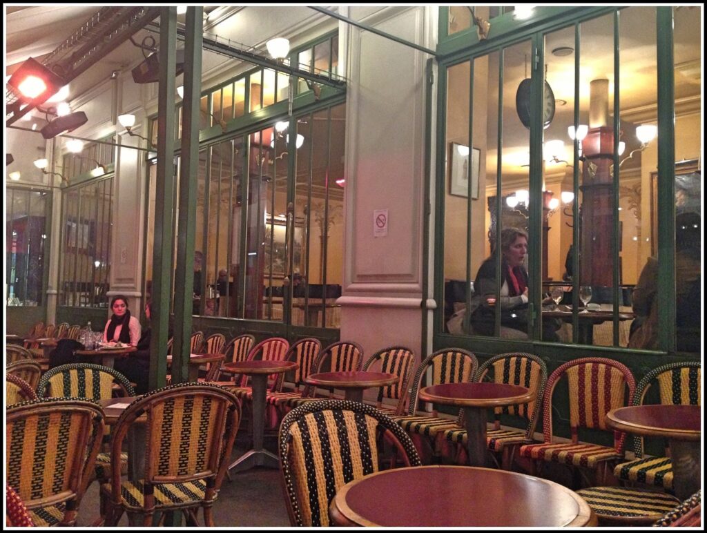 Paris Kafeleri- Le Rostand