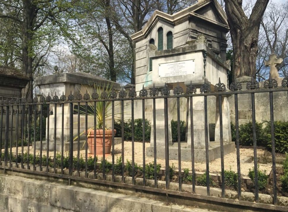 Moliere ve La Fontaine'in Mezarları